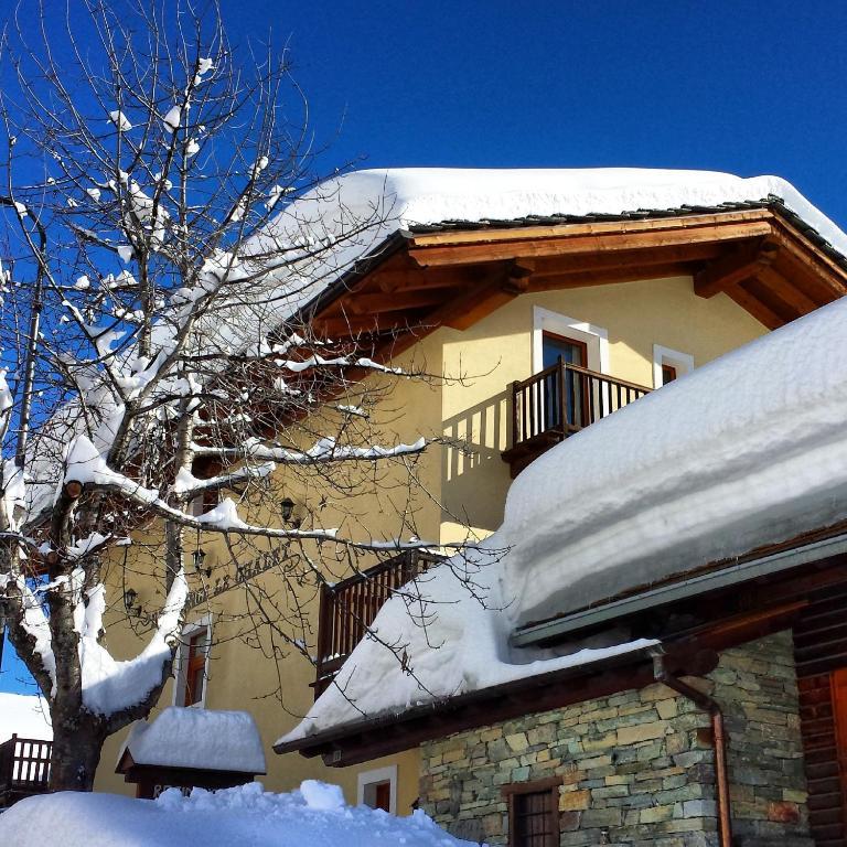 Family Apartments Le Chalet Champoluc Buitenkant foto